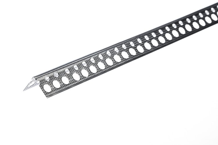 Aluminum and PVC profiles for shaping corners